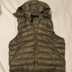 Lululemon puffy vest